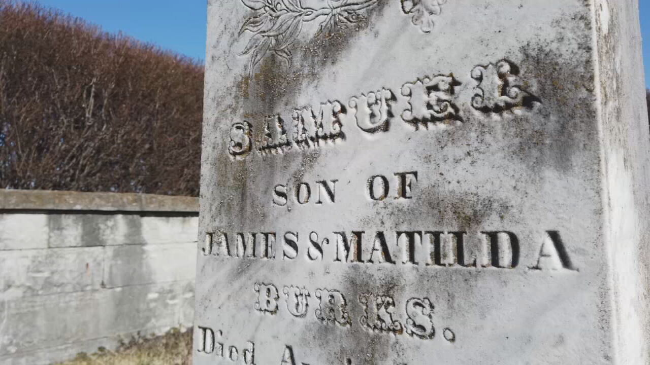 Cemetery hiding in plain sight at Louisville shopping center